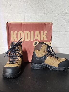 Kodiak Tan and Black Hiking Work Boots